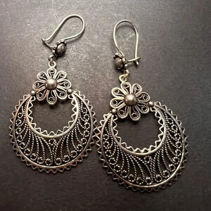 Turkish sterling filigree disc dangle drop hook earrings 9.58 grams.
